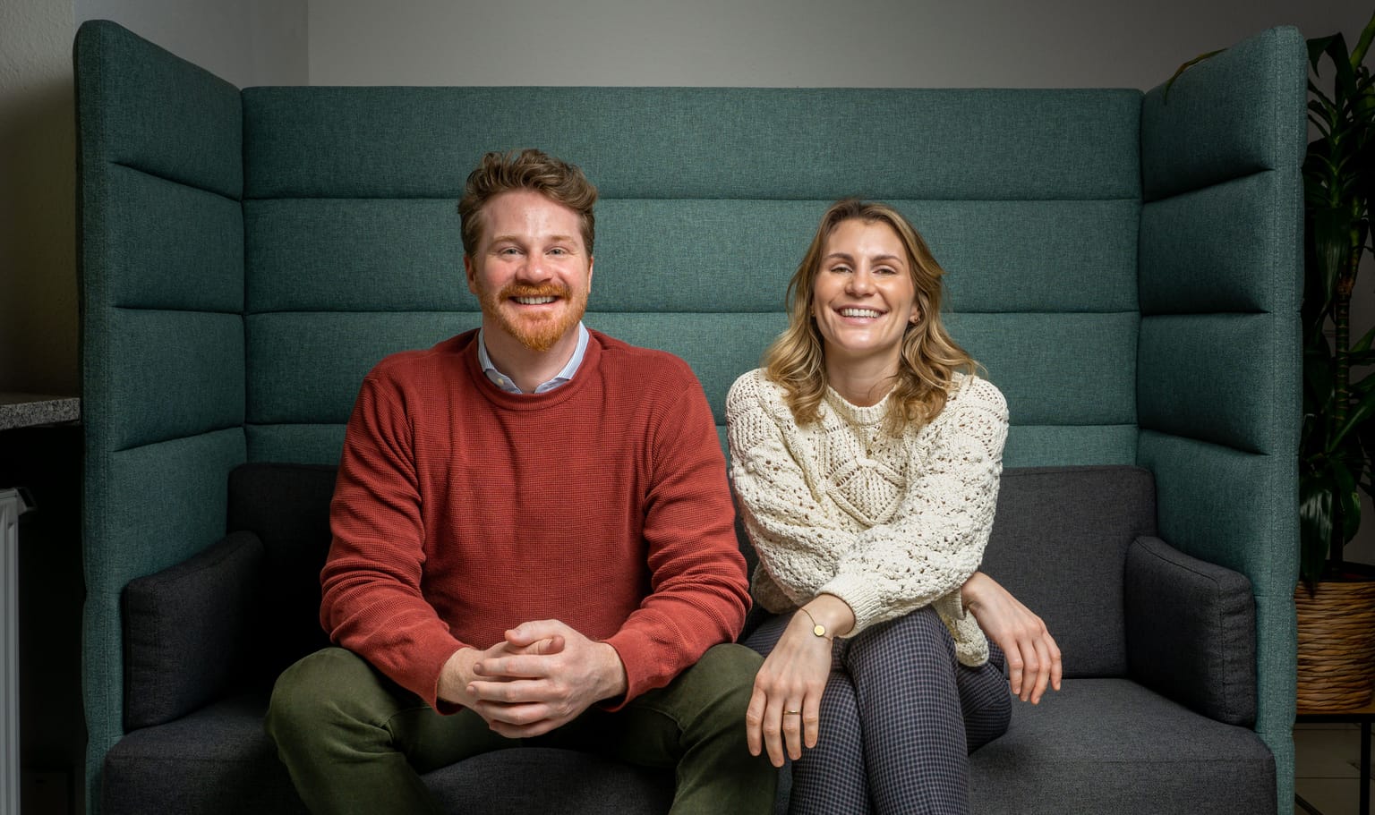 Lisa-Marie und Moritz Gründer Frontalansicht_Presseartikel